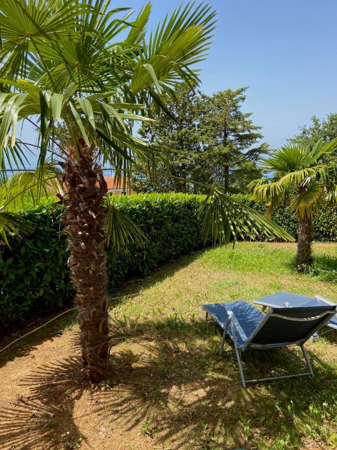 Villa Rudy Holiday Home Njivice Bagian luar foto