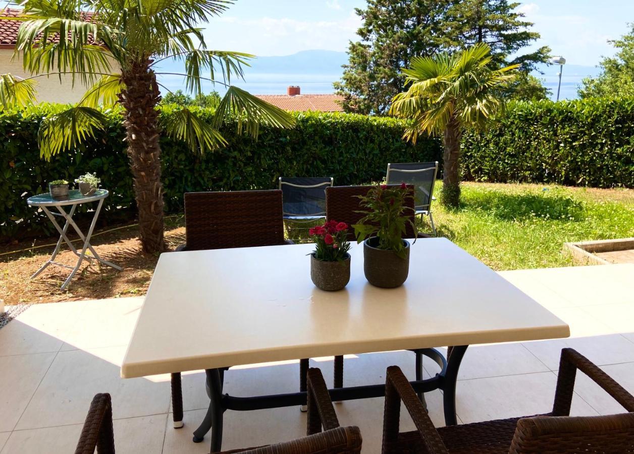 Villa Rudy Holiday Home Njivice Bagian luar foto