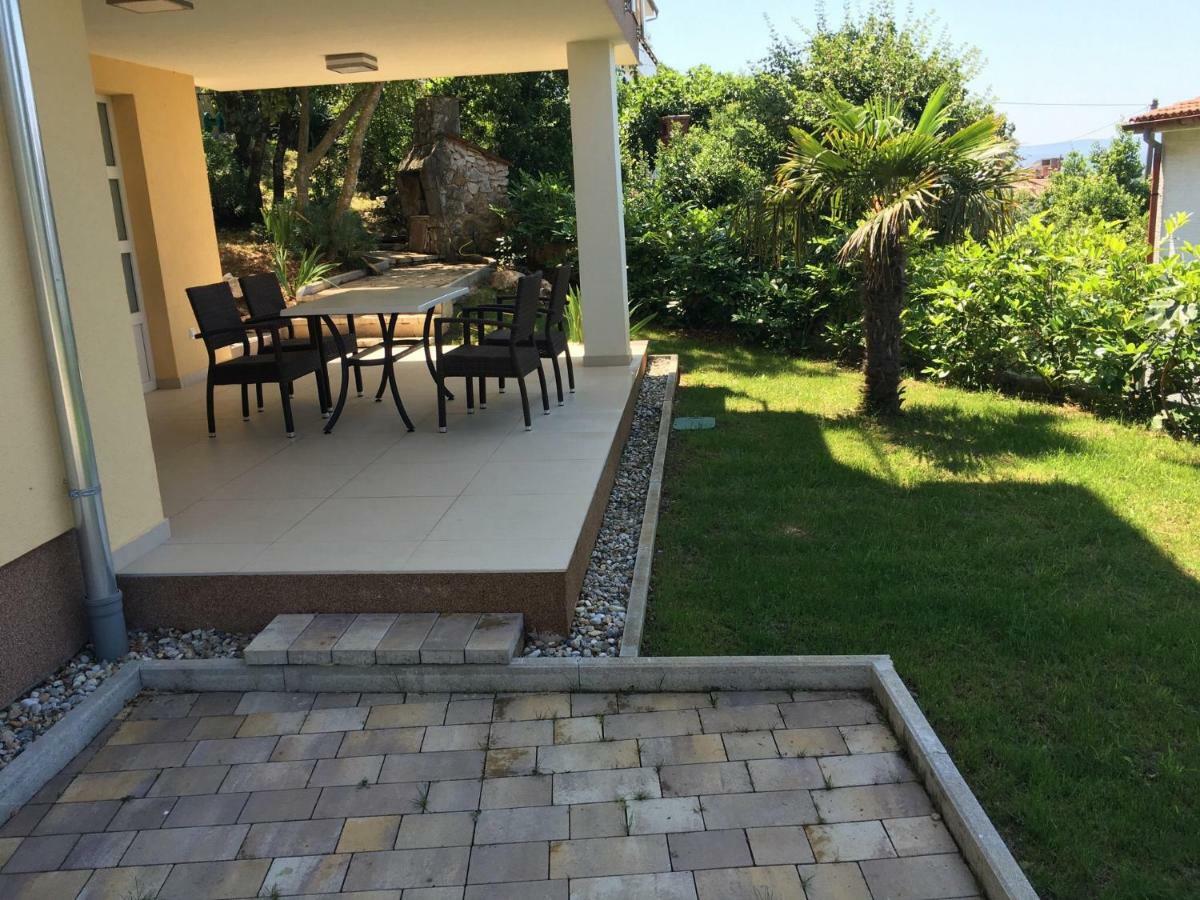 Villa Rudy Holiday Home Njivice Bagian luar foto